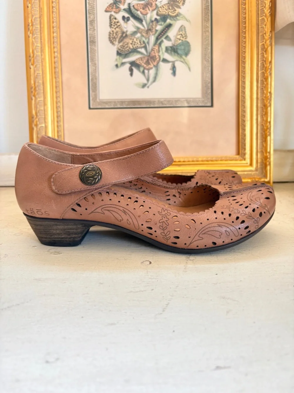 Taos Footwear Shoes Tango Mary Jane Wedge Brown Leather size 7 laser cut comfort